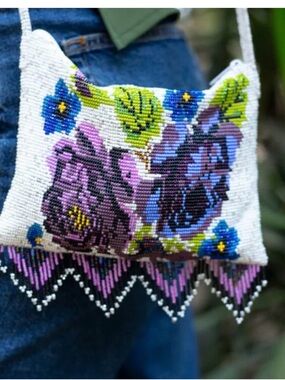 NWT Mother Sierra Purple Poppies Handmade Beaded Floral Crossbody Bag